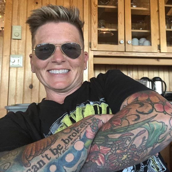 Meet your Posher, Tamara - Picture 1 of 1